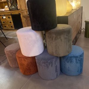 Pouf velours côtelé – 7 couleurs au choix